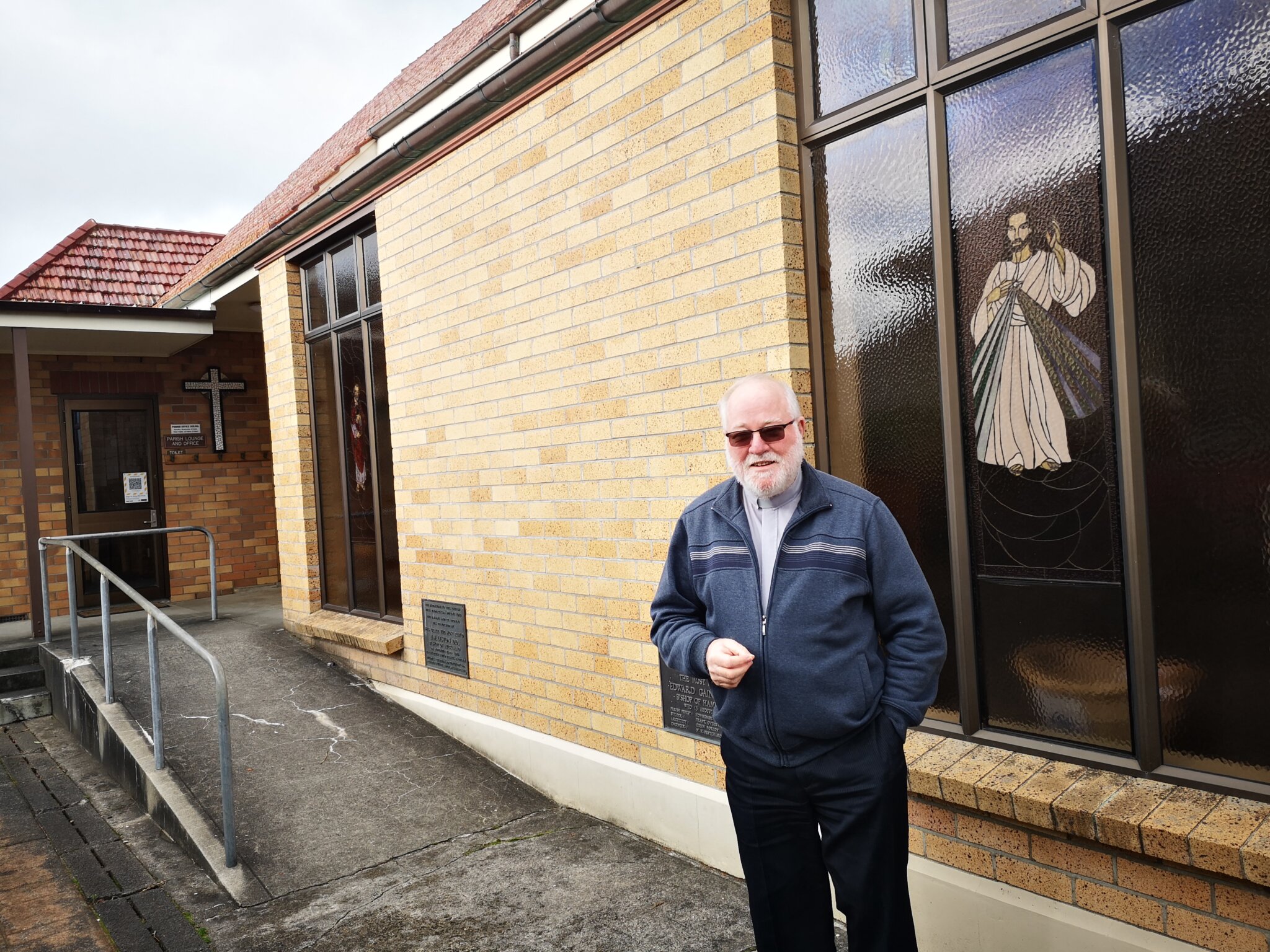 Father Leonard Mary - th37rp7